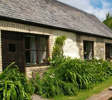 Forge Cottage Merton  Exterior photo